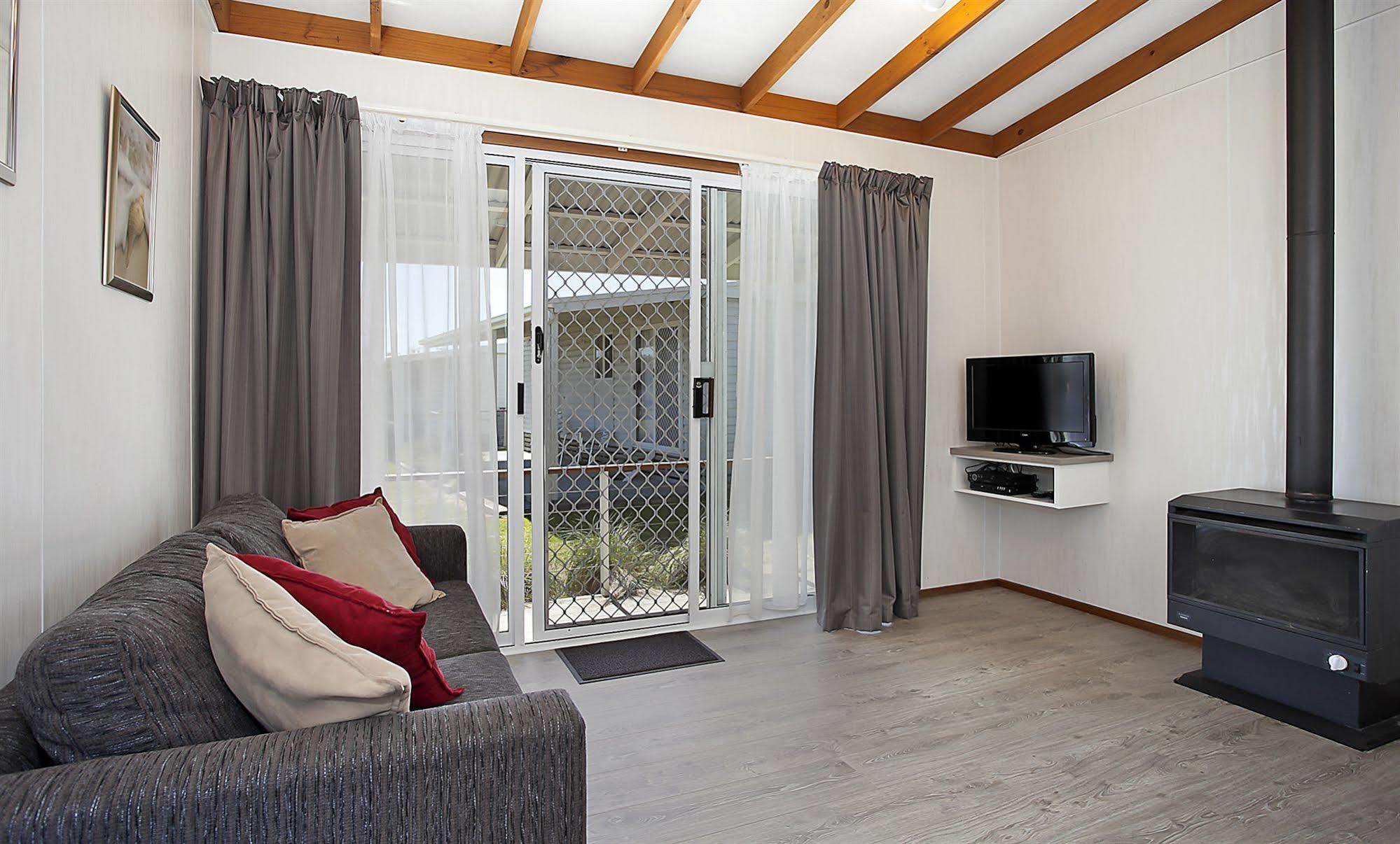 Great Ocean Road Tourist Park Hotell Peterborough Exteriör bild
